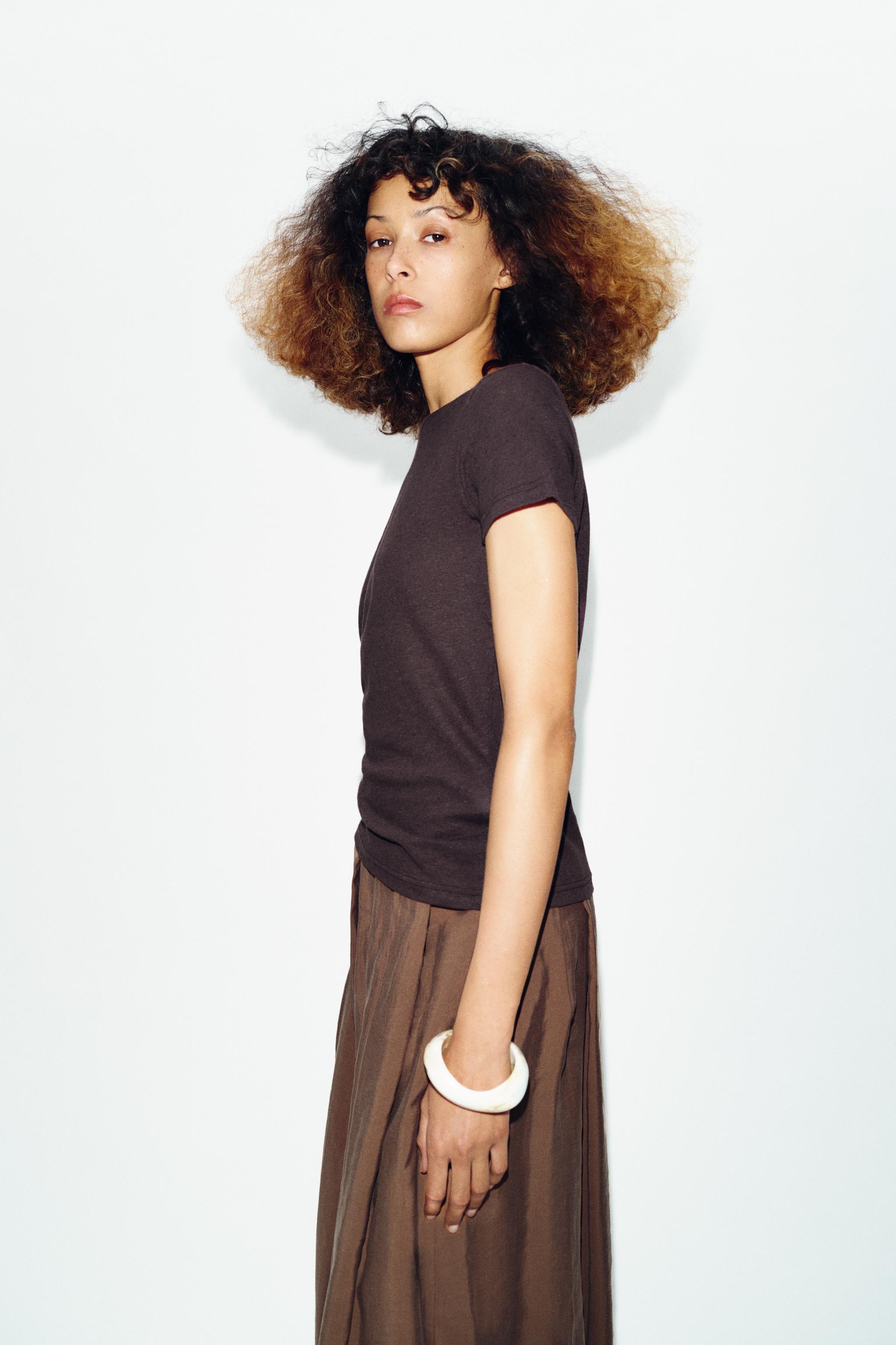 T-SHIRT MANCHES COURTES AVEC LIN